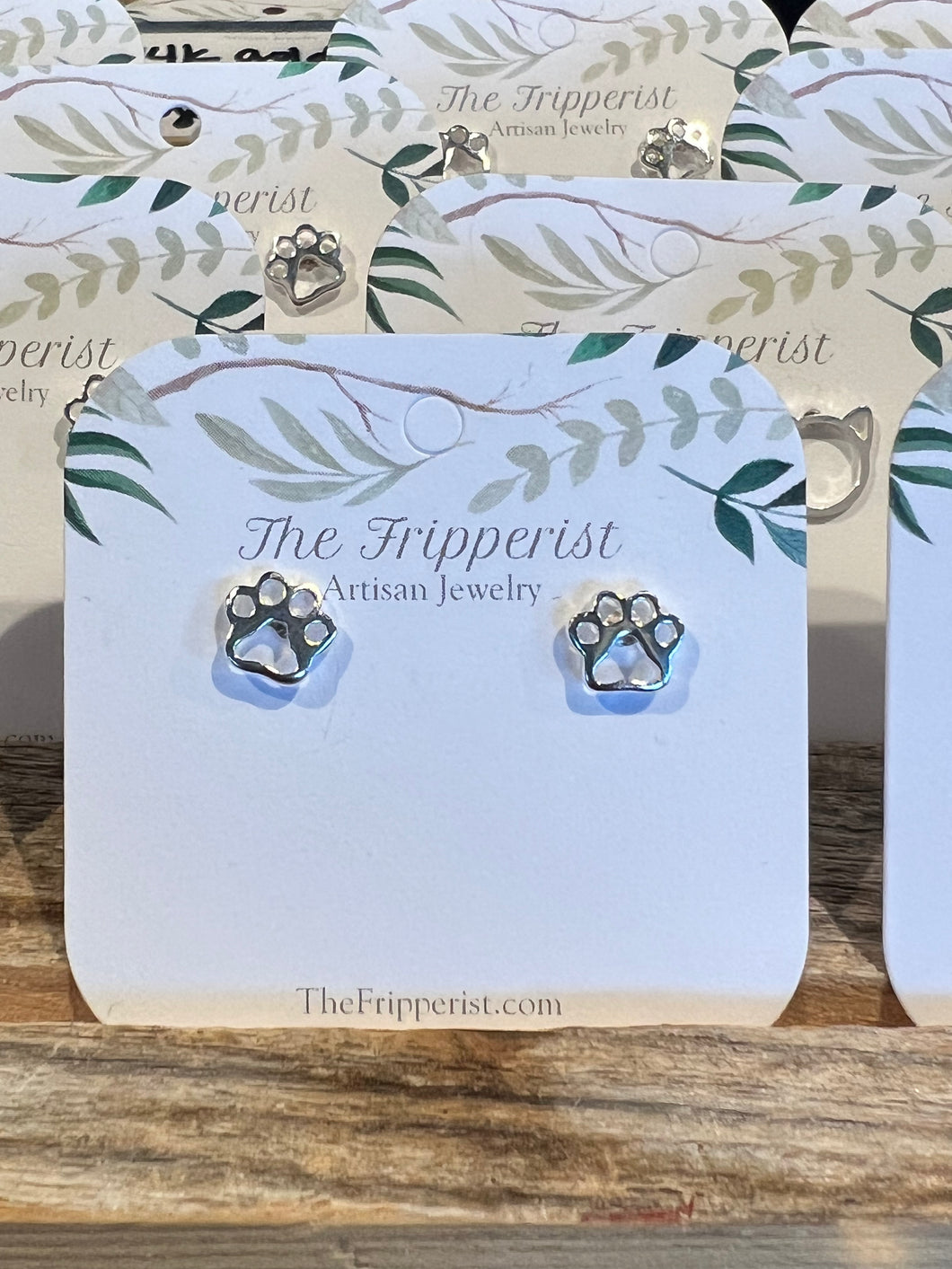 Cat paw studs